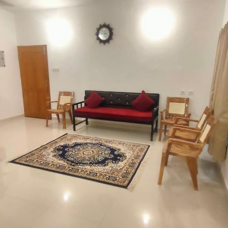 Prince Home Stay Tirunelveli Eksteriør billede